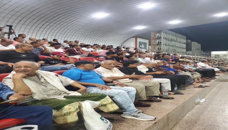 بتوجيهات معالي وزير الدولة محافظ العاصمة عدن.. الوكيل "محمد سعيد سالم" يتقدم الحضور الرسمي في نصف نهائي بطولة المريسي 30