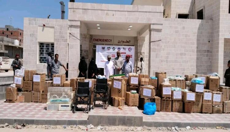 مشروع إنساني لتعزيز الخدمات الصحية.. تدشين دعم طبي لمستشفى الغيضة المركزي