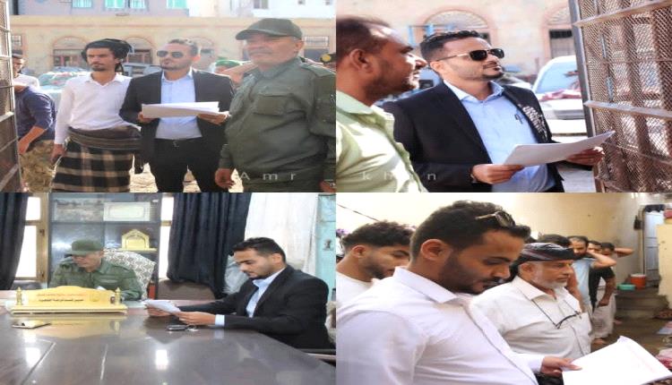النيابة العامة تنفّذ نزولًا ميدانيًا لتفتيش أماكن الاحتجاز في مدينة المنصورة بعدن
