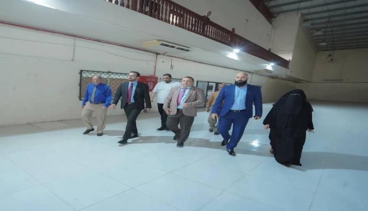 وزير الخدمة المدنية يتفقد مستوى الانضباط في عدد من الوزارات عقب انتهاء إجازة عيد الفطر