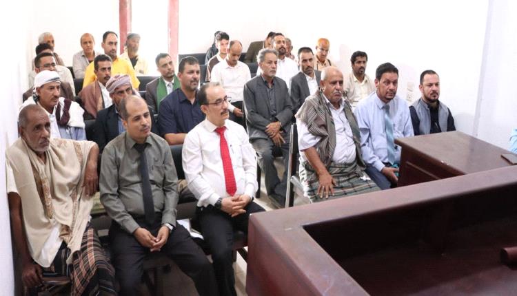 رئيس هيئة التفتيش القضائي يتفقد سير العمل في محاكم ونيابات لحج عقب الإجازة القضائية