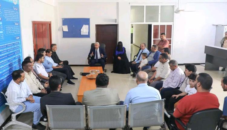 خليفة يشيد بمستوى الحضور والانضباط في أول يوم للدوام بعد إجازة العيد