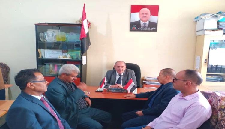 وكيل أول تعز يشيد بنسبة الانضباط الوظيفي عقب إجازة العيد