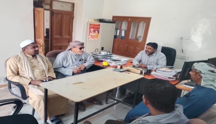 قيادة محلي السوم تتابع الانضباط الوظيفي في المكاتب التنفيذية بعد إجازة العيد