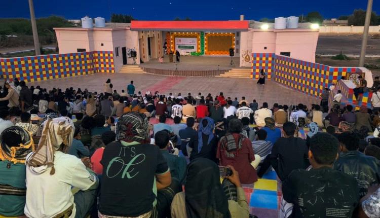 من خشبة المسرح إلى وعي المجتمع.. فعالية نسوية بأبين تناقش أخطر قضايا الفتاة