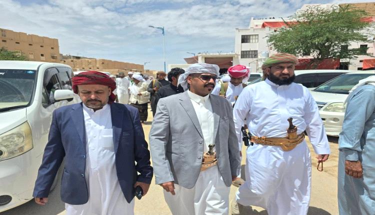 التميمي يحضر تنصيب الحبيب علي بن حسن بمنصب آل الشيخ أبوبكر بن سالم في عينات