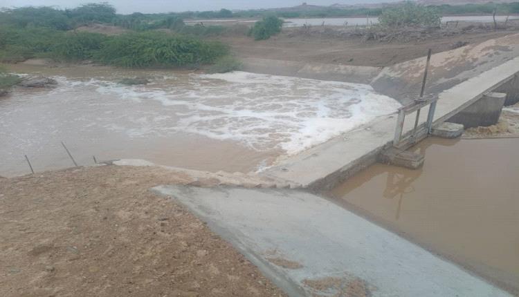 دعوات عاجلة للحذر: توقعات بسيول جارفة في أبين خلال الساعات المقبلة