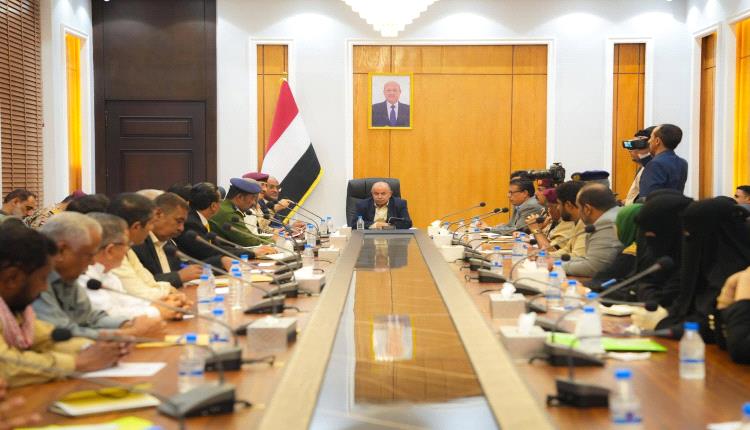 الخنبشي يترأس اجتماعًا استثنائيًا لمناقشة تحديات المرحلة وإعادة التوازن العسكري والخدمي