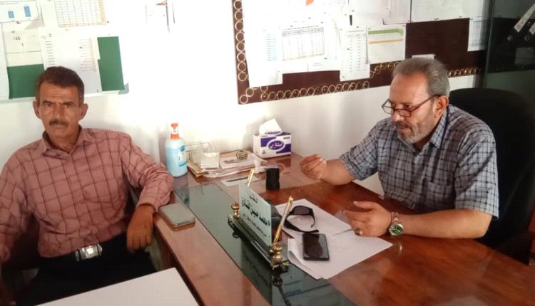 مدير صحة أبين يناقش خطة الـ100 يوم لتطوير الخدمات الصحية بالمحافظة