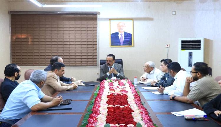 وزير الأشغال يبحث مع ممثل الـ (UNOPS) تعزيز التعاون في مشاريع الطرق والبنية التحتية