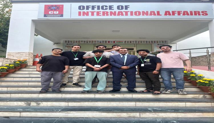 المستشار المخلافي يزور جامعة تشانديغار ويلتقي بقيادتها والطلبة اليمنيين الدارسين فيها