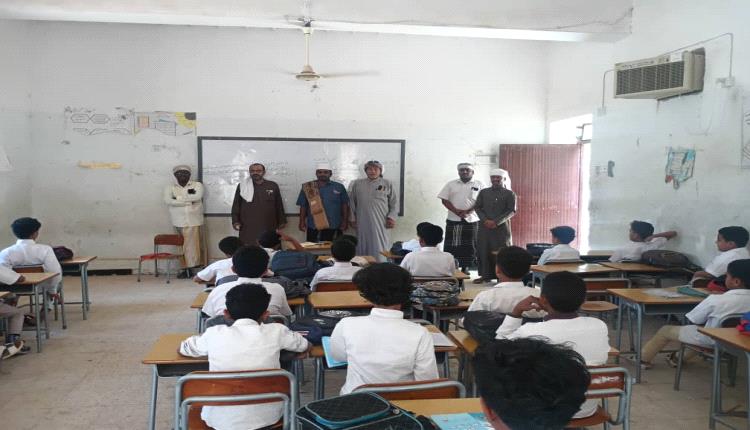 السماحي وبن ركيز يتفقدان مدارس السوم ويؤكدان دعم العملية التعليمية بعد الأمطار