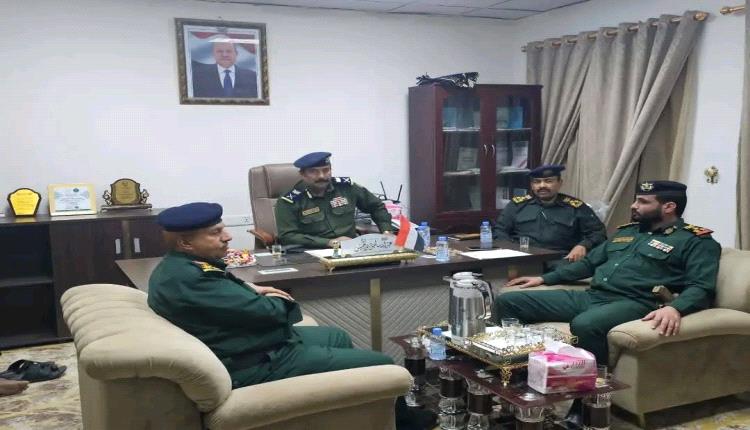 وكيل وزارة الداخلية يتفقد أداء وانضباط أمن وادي وصحراء حضرموت ويترأس اجتماعاً لتنظيم الموارد البشرية