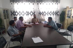 نائب مدير عام مكتب الصحة لشؤون الفنية واللوجستية بأبين يعقد اجتماع مع قيادة الصحة بلودر لتقييم الخدمات وتذليل الصعوبات