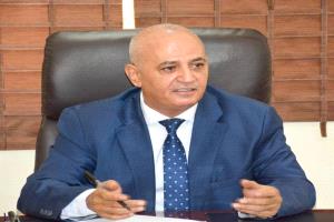 الشرجبي يناقش نتائج تقرير رسم خرائط المياه الجوفية في تعز