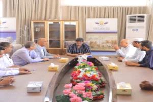 رئيس الطيران المدني يطّلع على أعمال التطوير والخدمات بمطار سيئون الدولي