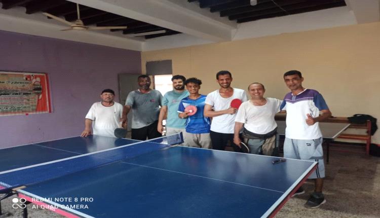 المركز التدريبي بثانوية الصديق بزنجبار ينعش لعبة كرة تنس الطاولة