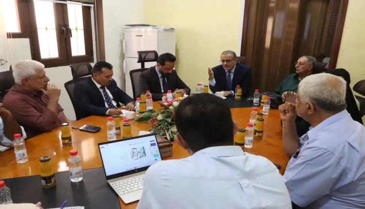 وزير الصحة يفتتح الدورة التدريبية المكثفة في ممارسات التصنيع الجيد (GMP)