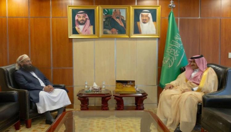جهود جبارة ونقلة نوعية.. كيف أصبحت وزارة الأوقاف والإرشاد خلية نحل لتأمين "حج استثنائي" لليمنيين؟