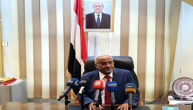 وزير الإدارة المحلية: معالجة تداخل الصلاحيات بين الحكومة والسلطات المحلية أولوية لتعزيز التنمية والاستقرار