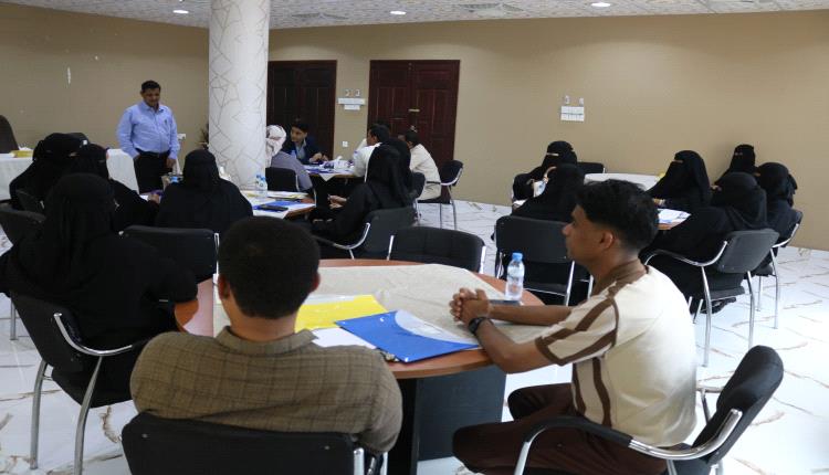 اللجنة الوطنية للمرأة بساحل حضرموت تنظم ورشة عمل للفريق المحوري للمتابعة والتقييم والخطة من منظور النوع الاجتماعي