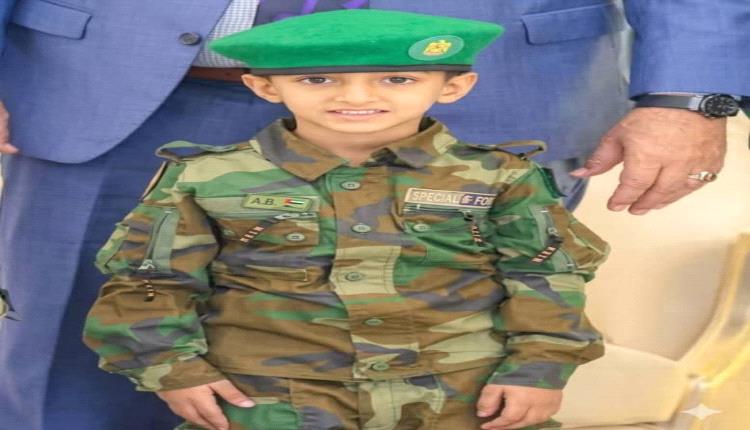 الشيخ القباص المرقشي يعزي العميد اكرم الحنشي بوفاة نجله الطفل محمد