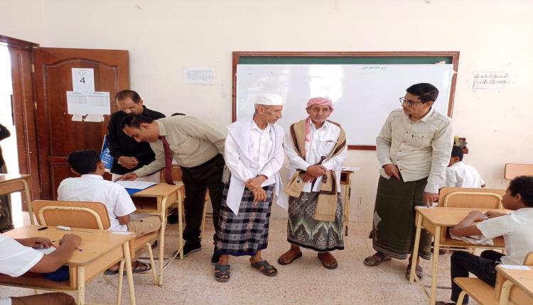 تدشين الإختبارات النهائية بمدارس مديرية دوعن للعام الدراسي 2025 /2026 م
