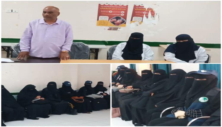 بمناسبة اليوم العالمي للتمريض.. مستشفى زنجبار يقيم محاضرة للتوعية بأهمية التمريض
