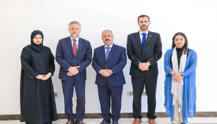 وزير النقل يبحث مع سفير الاتحاد الأوروبي تعزيز التعاون لتطوير قطاعات النقل في اليمن