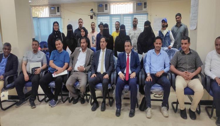 البكري يدشن دورة “ريادة الأعمال والمشاريع الصغيرة” ضمن مشروع دعم برامج الشباب