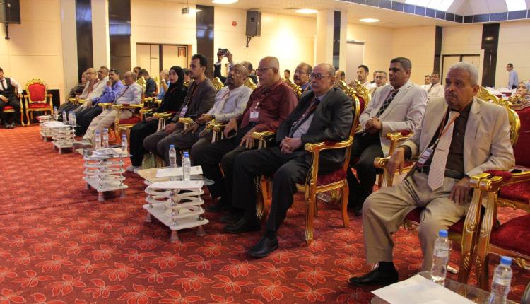 وكيل حضرموت الجيلاني يدشن القمة العلمية الثالثة للغدة الدرقية بالمكلا