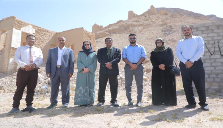 مدير عام مديرية تريم يستقبل وفد مكتب المبعوث الأممي ويطّلعهم على الإرث الحضاري والتاريخي للمدينة