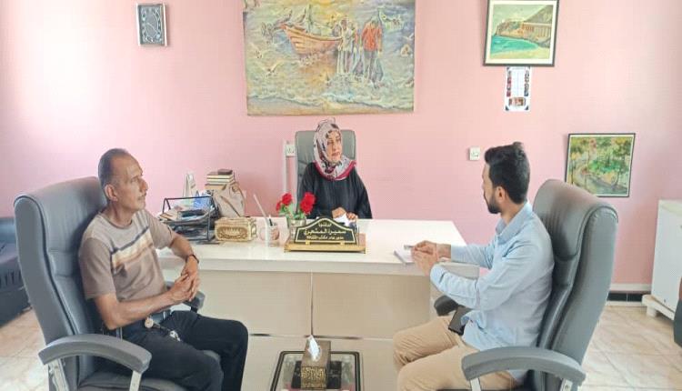 مدير عام ثقافة عدن تبحث تعزيز الشراكة الثقافية مع مؤسسة عدن أجين