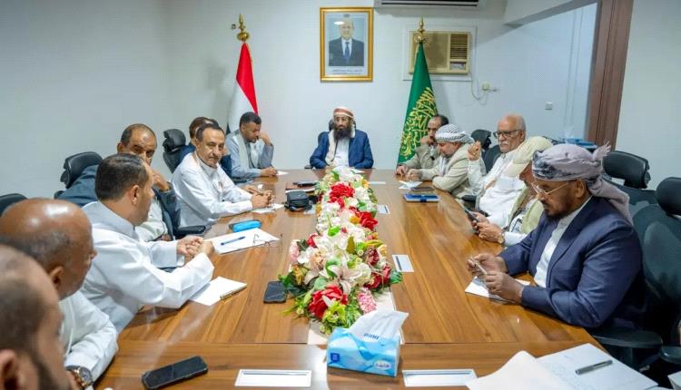 وزير الأوقاف يترأس اجتماع اللجنة العليا للإشراف على الحج ويطلع على مستوى جاهزية مخيمات المشاعر المقدسة