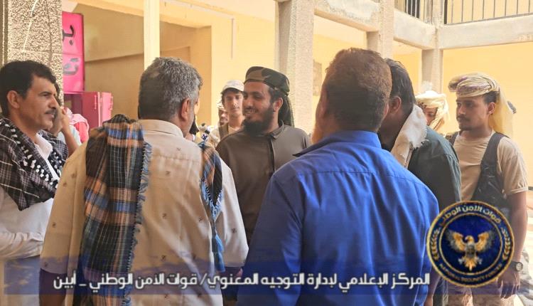 لتنسيق العمل المشترك.. قائد قوات الأمن الوطني بأبين العميد هاني السنيدي يزور عدداً من المرافق المحلية بمديرية خنفر