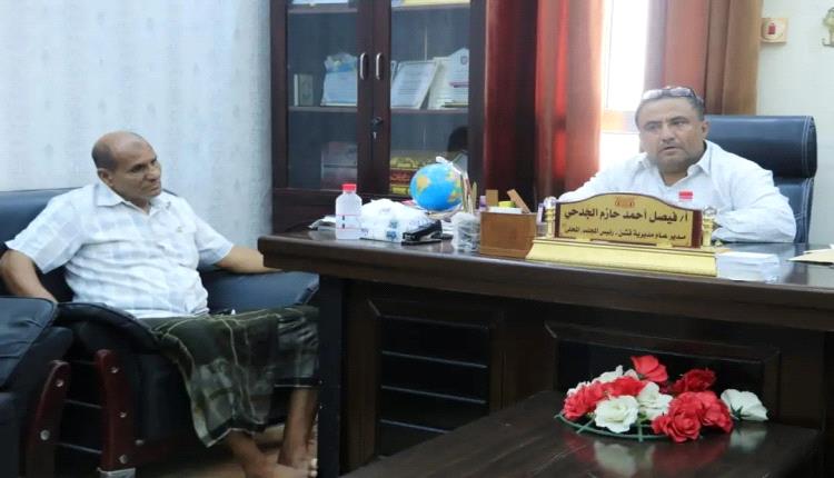 مدير عام قشن يترأس اجتماع اللجنة الأمنية بالمديرية ويؤكد على رفع الجاهزية وتعزيز التنسيق الأمني