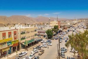 شرطة شبوة تباشر تأمين المديريات الجنوبية ومعسكر الخرمة بعزان