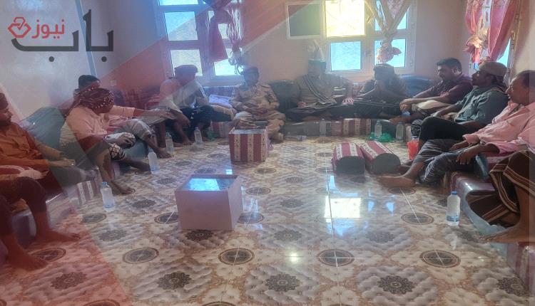 مدير عام أحور يلتقي إدارة الكهرباء ومواطنين من قرية شاقة الغريب لمناقشة حادثة وفاة المواطن هداف العميسي