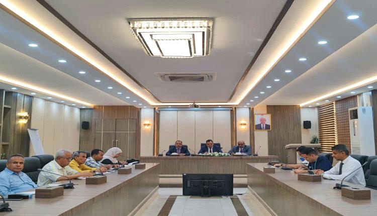 الوزير السقطري يناقش مع البنك الدولي التحضير لمشروع تنمية مصايد الأسماك الجديد وأولويات المرحلة القادمة