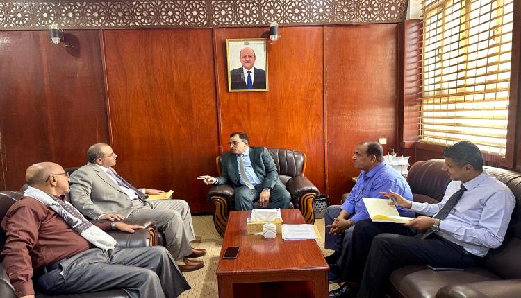 الوزير السقطري يبحث مع محافظ البيضاء أوضاع القطاع الزراعي وتحديات استعادة النشاط التنموي
