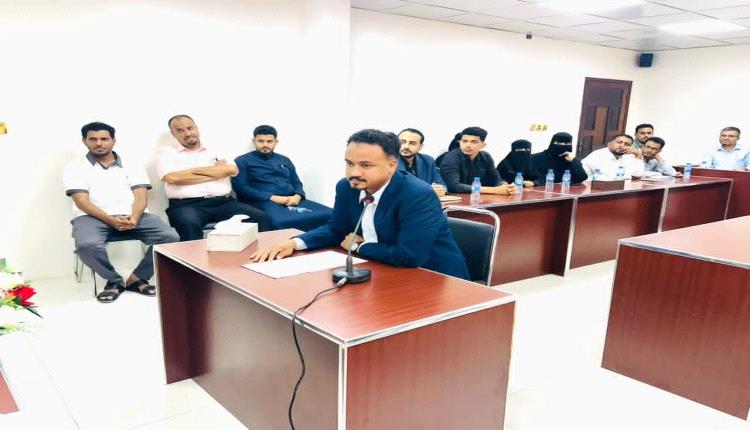 نقابة المحامين بحضرموت تجري المقابلات الشخصية لـ24 محاميًا تمهيدًا لترفيعهم إلى درجة التقاضي أمام المحاكم الابتدائية