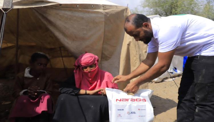 مركز الطاقة الخضراء في عدن يساهم في إنارة مخيمات النازحين