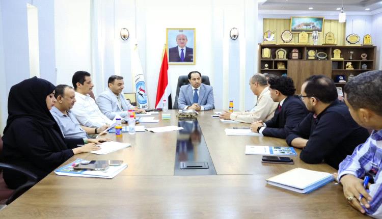 البكري يلتقي رؤساء فرق العمل في مجموعة العمل الشبابي
