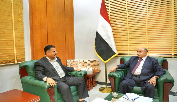 الخنبشي يطّلع على أوضاع مكتب الثقافة بحضرموت ويؤكد أهمية تعزيز الحراك الثقافي ورعاية المبدعين