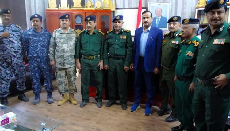 محافظ شبوة ووكيل وزارة الداخلية.. يناقشان تعزيز الجاهزية الأمنية ورفع مستوى التنسيق بين الوحدات بالمحافظة