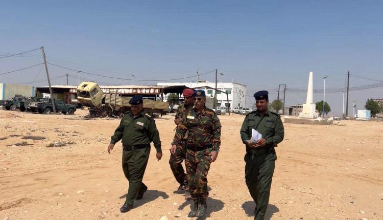 مدير عام شرطة المهرة يتفقد الانضباط الوظيفي وأحتياجات إدارتي التقاعد الأمني وشؤون الأفراد