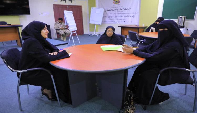 الوكيلة الحضرمي تبحث مع قيادة جمعية الطموح للمعاقات سبل دعم أنشطتها واستمرار برامجها