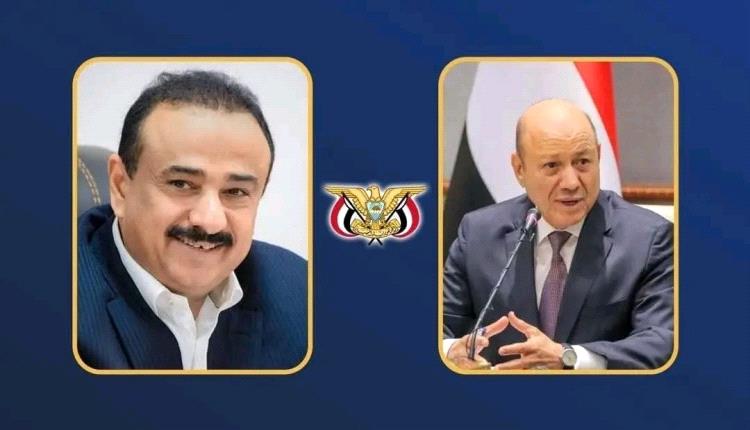 رئيس مجلس القيادة الرئاسي يشيد بالإنجاز الأمني في شبوة ويوجه بتكريم وترقية المشاركين في العملية