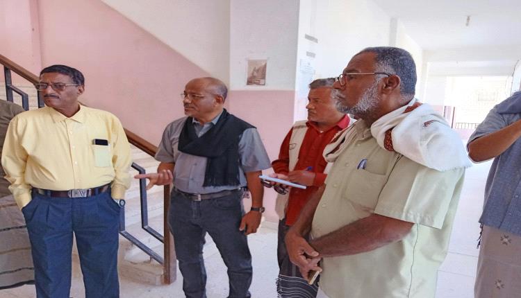 مدير عام تريم يشهد الاستلام الابتدائي لمشروع منظومة الطاقة الشمسية بمدرسة أم المؤمنين عائشة للبنات بعيديد