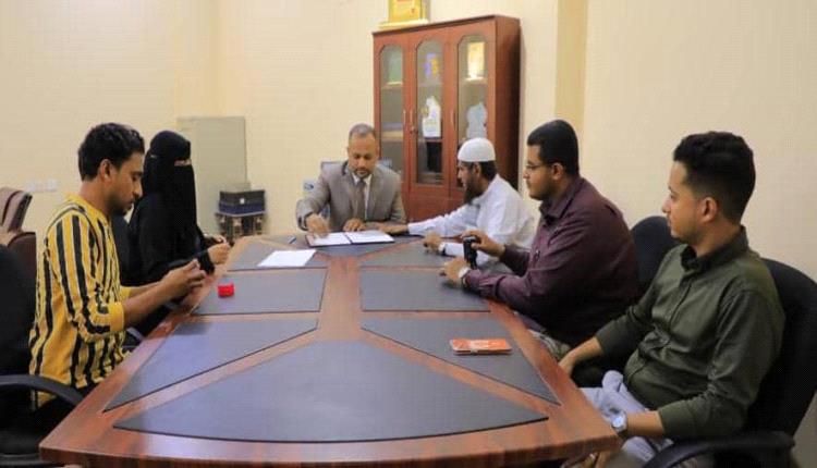 الوكيل باعلوي يشهد توقيع اتفاقية لتمكين الأيتام بين مؤسسة الفجر واللجنة الوطنية للمرأة